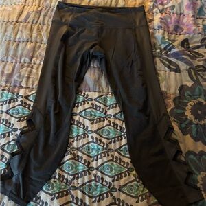 Athleta Black Capri Pants Slim Fit Stretchy